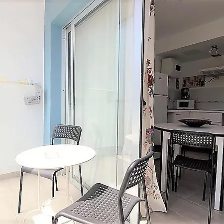 Cool Near Pool & Ac 1 Aparthotel Corralejo