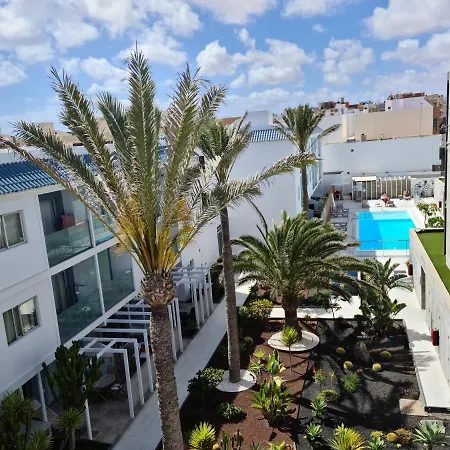 Cool Near Pool & Ac 1