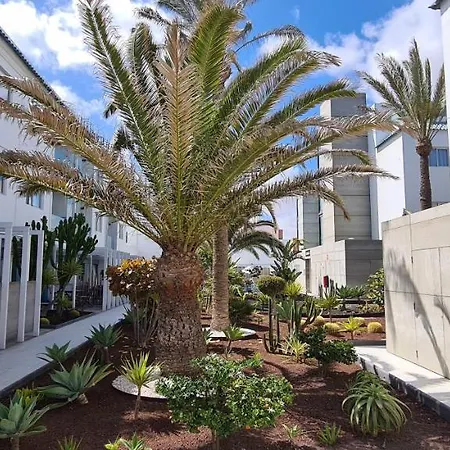 Cool Near Pool & Ac 1 Aparthotel